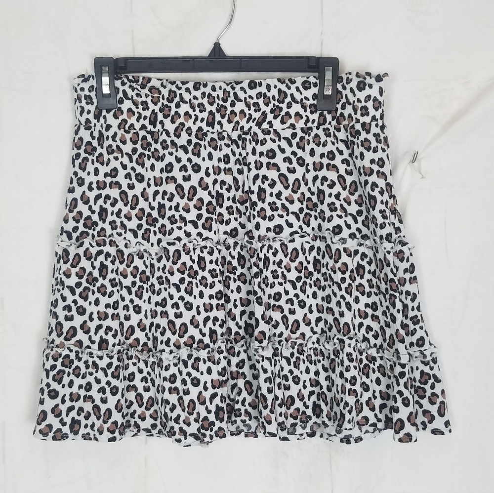 Mud pie animal print tiered pull on skirt